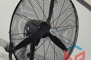 Quạt treo tường công nghiệp Supelite Max